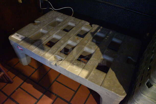 Metro Gray Poly Dunnage Rack. 36x22x12 - Image 2 of 3
