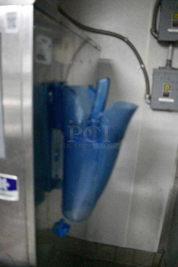BEAUTIFUL! Manitowoc Model IY1874C-161 Stainless Steel Commercial Ice Machine Head on Manitowoc Model F1300 Stainless Steel Commercial Ice Bin w/ Manitowoc Model ICVD18953-263 Metal Commercial Remote Condenser (on the roof). 115/208-230 Volts, 1 Phase. BUYER MUST REMOVE. 48x39x94 - Image 4 of 12
