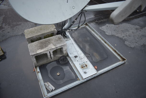 Directv Slim Line Antenna Dish. BUYER MUST REMOVE. 38x36x46 - Image 3 of 6