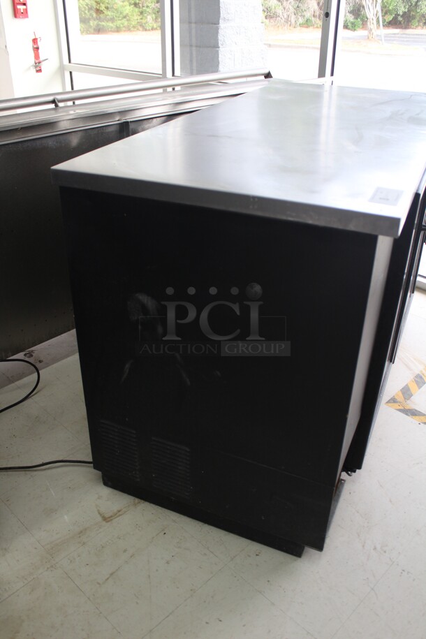 SUPER FIND! True Model TBB-2G Commercial Glass Door Bar Back Refrigerator/Cooler. 39x28x37. 115V/60Hz. Working When Removed!  - Image 7 of 7