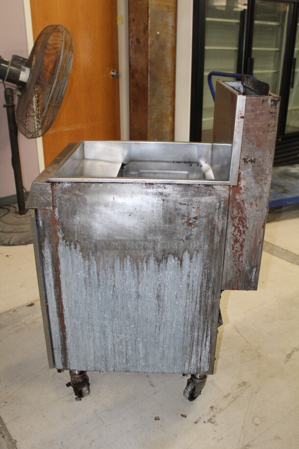 FABULOUS! Vulcan Model EF5 Commercial Stainless Steel Natural Gas 60-70lb Floor Fryer On Commercial Casters. 21x60x46.5. Working When Removed!  - Image 6 of 8
