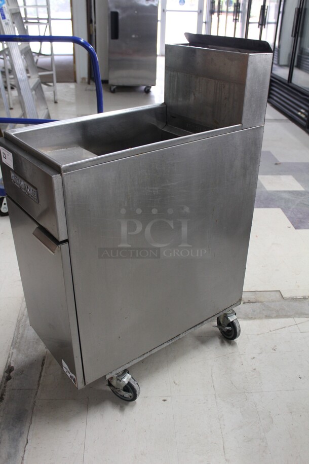 AMAZING! American Range Model AF-35/50 Commercial Stainless Steel Natural Gas 35-50lb Floor Fryer On Commercial Casters. 15.5x31x44.5 Working When Removed!  - Image 5 of 7