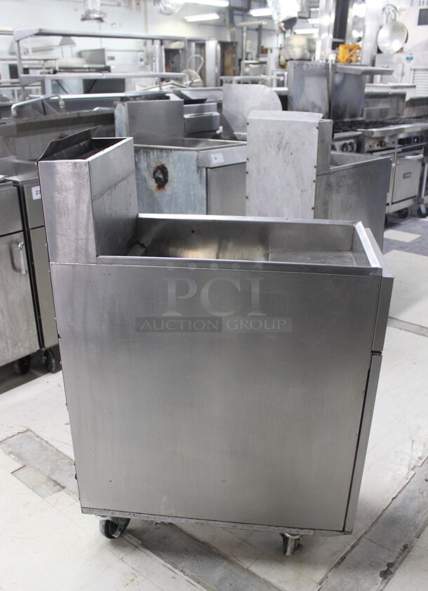 AMAZING! American Range Model AF-35/50 Commercial Stainless Steel Natural Gas 35-50lb Floor Fryer On Commercial Casters. 15.5x31x44.5 Working When Removed!  - Image 7 of 7