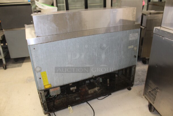 NICE! Entree Model S48-MT Commercial Stainless Steel Mega Top Sandwich/Salad Prep Cooler/Refrigerator On Commercial Casters. 48x32x43. 115V/60Hz. Working When Removed! - Image 6 of 7