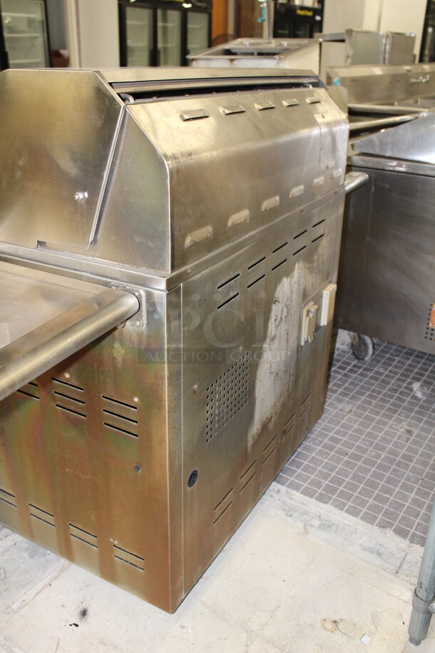 WOW! Capital Commercial Stainless Steel LP Gas Grill With 3 Drawers. 72x28x48. Working When Pulled!   - Image 8 of 11