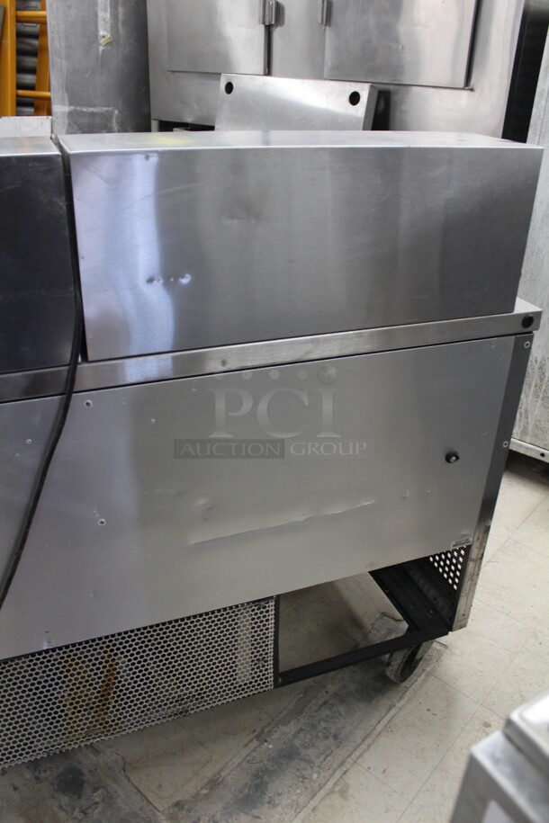 FANTASTIC! True Model TSSU-60-24M-B-ST Commercial Stainless Steel Mega Top Sandwich/Salad Prep Cooler/Refrigerator On Commercial Casters. 60x34x44. 115V/60Hz. Working When Removed!  - Image 8 of 9