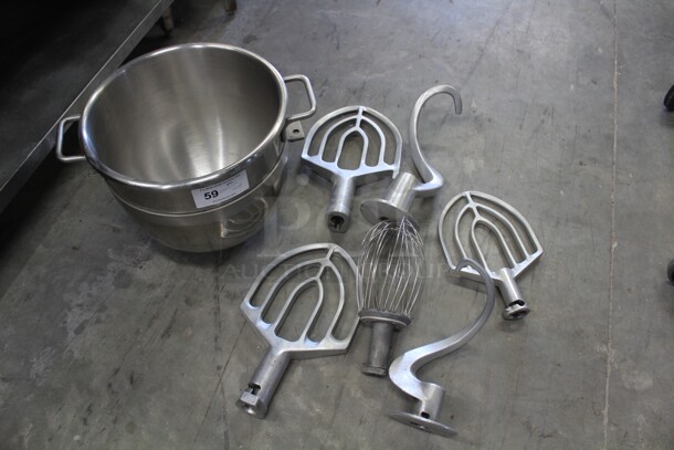 Commercial Stainless Steel 30qt Mixer Bowl With 2 Commercial Dough Hooks, Three Paddle Attachments And One Whisk Attachment. 7X Your Bid! 