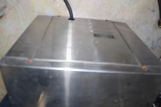 WOW! Hatco Model TRH-50 Toast-rite Commercial Stainless Steel Toaster. 17.5x22.5x16. 208V/60Hz. Working When Removed!  - Image 5 of 5