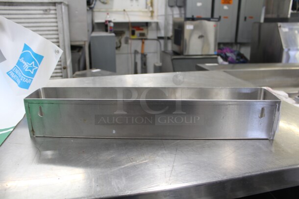 NICE! Commercial Stainless Steel Speed Rail. 24x4x4 - Image 2 of 2