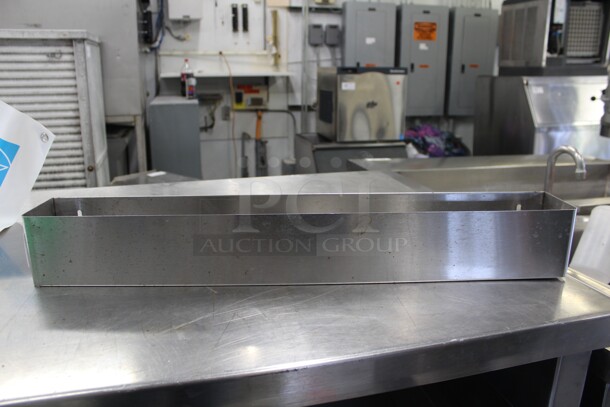 NICE! Commercial Stainless Steel Speed Rail. 30x4x4 - Image 1 of 2