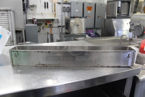 NICE! Commercial Stainless Steel Speed Rail. 30x4x4 - Image 2 of 2