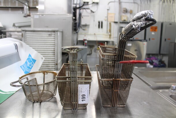 6 Commercial Fryer Baskets. 26x6.5x11. 6X Your Bid!  - Image 1 of 3