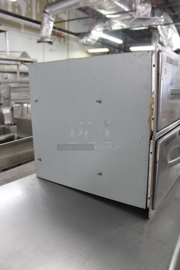 SUPER FIND! Wells Model RW-26 Commercial Stainless Steel 2 Drawer Built In Food Warmer. 29.5x21.5x21. 120V/60Hz. Working When Removed! - Image 7 of 8