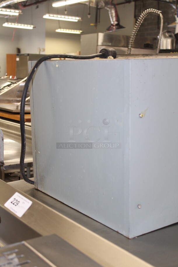 SUPER FIND! Wells Model RW-26 Commercial Stainless Steel 2 Drawer Built In Food Warmer. 29.5x21.5x21. 120V/60Hz. Working When Removed! - Image 8 of 8