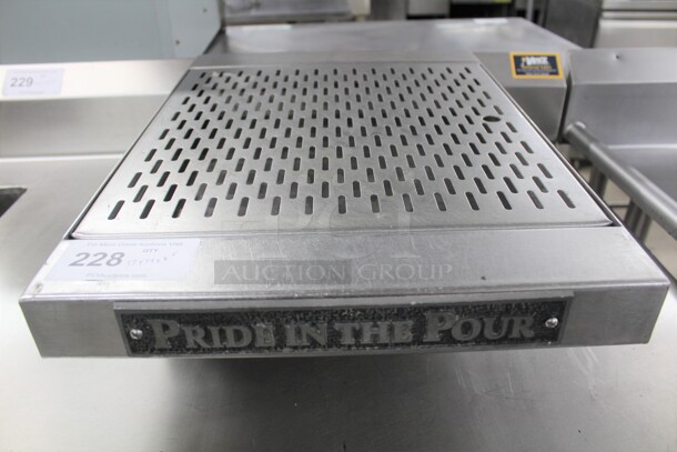 NICE! Commercial Stainless Steel Bar Drainboard. 17x24x6.5