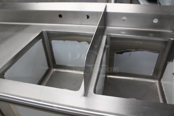 FANTASTIC! Commercial Stainless Steel 3 Compartment Sink With Sidesplashes Between Sinks. 144x30x41 - Image 4 of 6