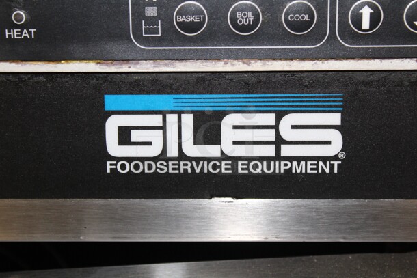 WOW! Giles Model GEF-720 Commercial Stainless Steel Electric Kettle Fryer On Commercial Casters. 75lb Oil Capacity. 24x39x55. 208V/60Hz. 3 Phase. Working When Removed! - Image 2 of 8