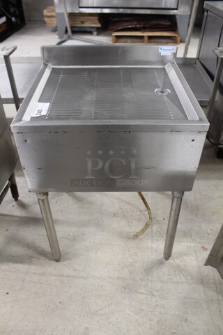 FANTASTIC! BK Resources Model BKUBD2421 Commercial Stainless Steel Underbar Drainboard. 24x21x34.75