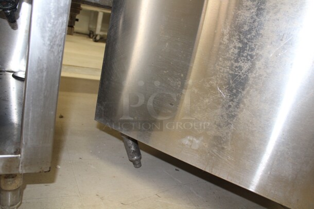 GREAT! Commercial Stainless Steel Sink Cabinet With Faucet And Sidesplash. 25.5x31x41 - Image 6 of 7