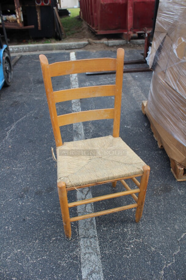 Pallet Of 12 Wood Commercial Dining Chairs. 18x17x36. 12X Your Bid! 