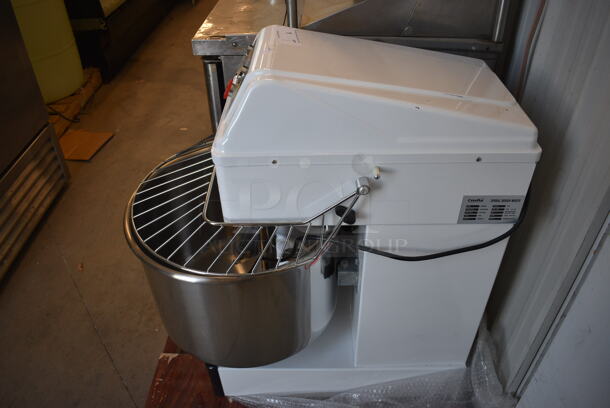 BRAND NEW! FANTASTIC! Estella Model 348SM60 Metal Commercial Floor Style 64 Quart Spiral Mixer w/ Stainless Steel Mixing Bowl and Dough Hook Attachment. 220 Volts. 23x33x41 - Image 6 of 6