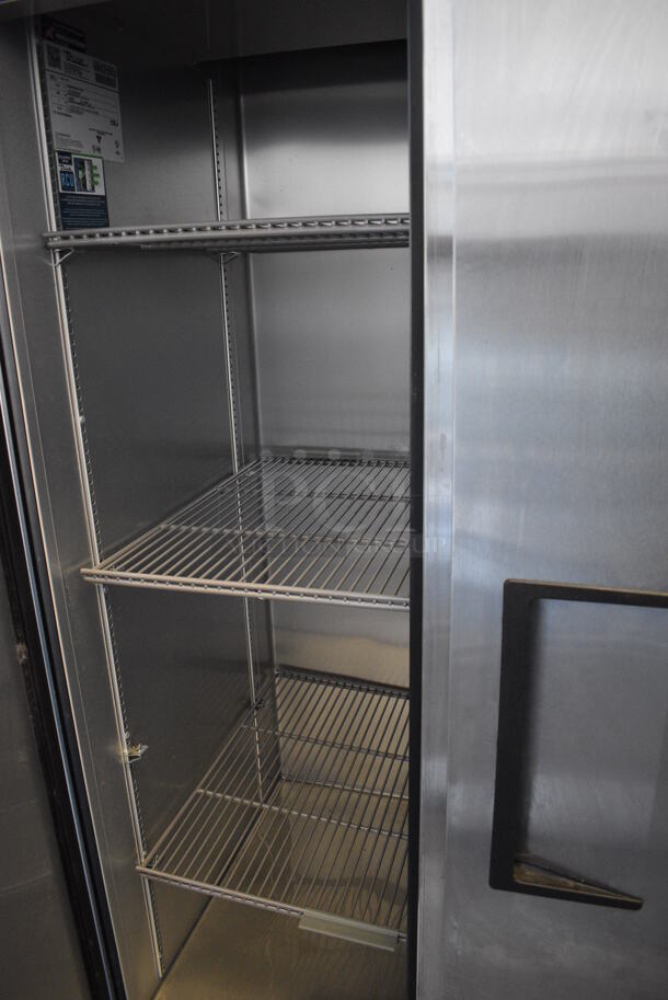 SWEET! 2019 True Model T-35-HC Stainless Steel Commercial 2 Door Reach In Cooler w/ Poly Coated Racks. 115 Volts, 1 Phase. 39x30x78. Tested and Powers On But Compressor Does Not Engage - Image 4 of 7