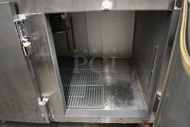 GREAT! 2013 Leader Model LM60S/C Stainless Steel Commercial Sandwich Salad Prep Table Bain Marie Mega Top on Commercial Casters. 115 Volts, 1 Phase. 60x32x45. Tested and Working! - Image 5 of 7