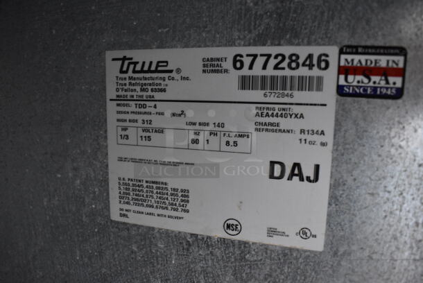 WOW! 2009 True Model TDD-4 Metal Commercial Direct Draw Kegerator w/ 3 Doors and 6 Couplers. 115 Volts, 1 Phase. 91x28x37. Tested and Powers On But Does Not Get Cold - Image 4 of 7