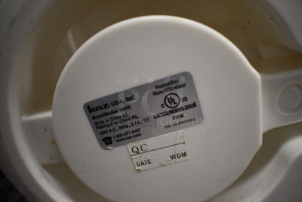 Kaz Model V4450 Countertop Humidifier. 9x14x10.5 - Image 3 of 3