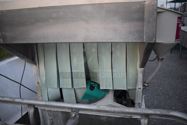 FANTASTIC! Hobart Model C44A Stainless Steel Commercial Conveyor Dishwasher. 208 Volts, 3 Phase. Goes GREAT w/ Item 566! 54x33x67  - Image 4 of 11