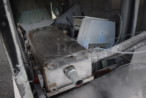 FANTASTIC! Hobart Model C44A Stainless Steel Commercial Conveyor Dishwasher. 208 Volts, 3 Phase. Goes GREAT w/ Item 566! 54x33x67  - Image 7 of 11