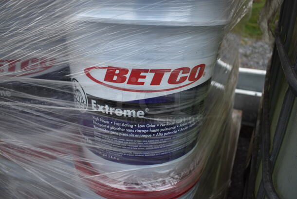 ENTIRE PALLET of 36 Containers of Betco Extreme High Power Fast Acting Floor Stripper. 12x12x15. 36 Times Your Bid! - Image 4 of 7