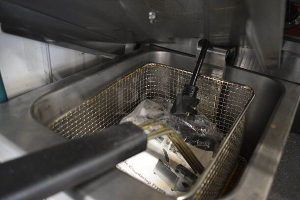 Avatnco Metal Countertop Electric Powered Fryer w/ 2 Metal Fry Baskets and Lid. 11.5x19x18 - Image 3 of 3