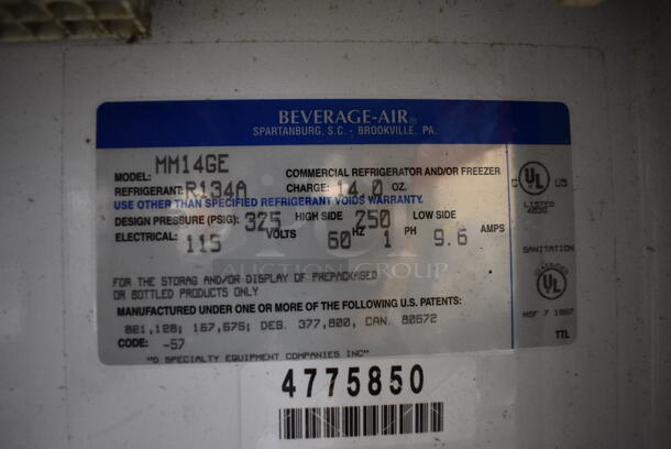 NICE! Beverage Air Model MM14GE Metal Commercial 2 Door Reach In Cooler Merchandiser w/ Poly Coated Racks. 115 Volts, 1 Phase. 36x26x57. Tested and Working! - Image 5 of 6