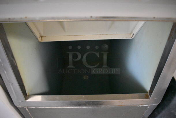 SWEET! Manitowoc Model C052SA-1A Stainless Steel Commercial Air Cooled Ice Machine Head on Manitowoc Metal Commercial Ice Bin. 115 Volts, 1 Phase. 22.5x33x69 - Image 4 of 7