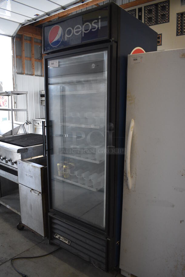 NICE! True Model GDM-23 Metal Commercial Single Door Reach In Cooler Merchandiser on Commercial Casters. 115 Volts, 1 Phase. 27x31x82. Tested and Working! - Image 2 of 6