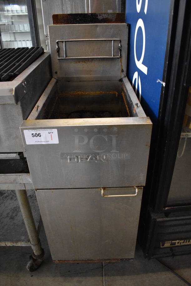 NICE! Dean Model SR42GNS Stainless Steel Commercial Natural Gas Powered Floor Style Deep Fat Fryer on Commercial Casters. 105,000 BTU. 15.5x30x48