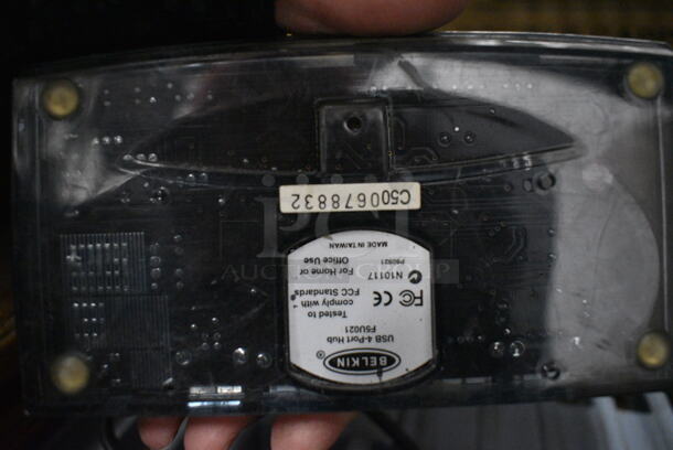 4 Various Items; Cisco 800, Whozz Calling Caller ID Interface Unit, US Robotics V.92 and Electronic Unit. 4 Times Your Bid! - Image 3 of 6