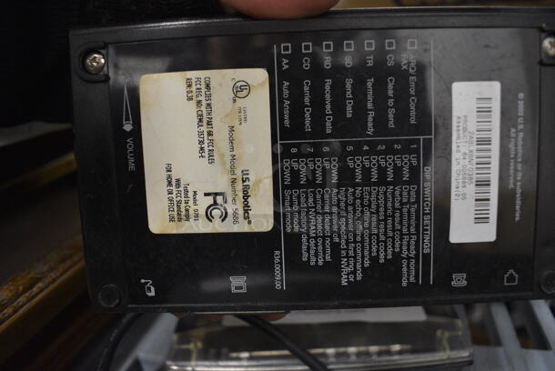 4 Various Items; Cisco 800, Whozz Calling Caller ID Interface Unit, US Robotics V.92 and Electronic Unit. 4 Times Your Bid! - Image 4 of 6