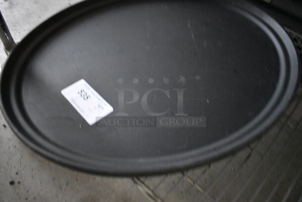 2 Oval Serving Trays. 27x22x1.5. 2 Times Your Bid! - Image 3 of 4