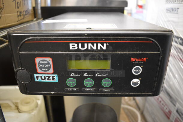 NICE! 2009 Bunn Model ITCB-DV Stainless Steel Commercial Countertop Iced Tea Machine w/ Beverage Holder Dispenser. 120 Volts, 1 Phase. 10x24x34 - Image 3 of 5