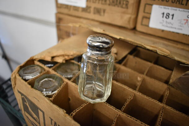 72 BRAND NEW IN BOX! Salt and Pepper Shakers. 1.5x1.5x3. 72 STPFAP-20 - Image 2 of 3
