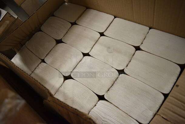 16 Bundles of Napkins. 16 Times Your Bid! - Image 2 of 3