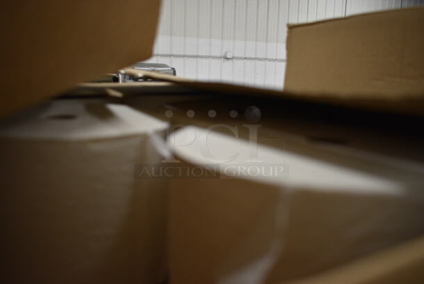 ALL ONE MONEY! Lot of 4 Rolls of Paper Towels! - Image 4 of 4
