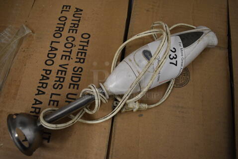 Oster Immersion Blender. 2.5x2.5x14