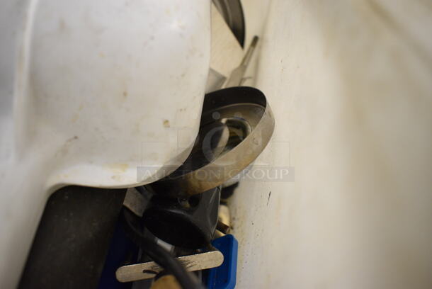 ALL ONE MONEY! Lot of Various Items In Poly Bin! - Image 4 of 5