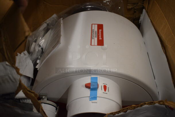 IN ORIGINAL BOX! Honeywell Model HE240/280 Humidifier. 15x17x11 - Image 1 of 5