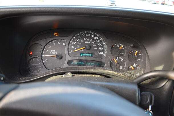 2004 Chevrolet Silverado 1500 w/ Extended Cab and Reefer Trailer Attachment; 1 Cold Compartment and 3 Hot Compartments. VIN 1GCEC19V04E303712. Odometer Reads 115,499. Vehicle Runs and Drives! Title Is Free and Clear. See Lot 2 For Additional Pictures! - Image 2 of 12