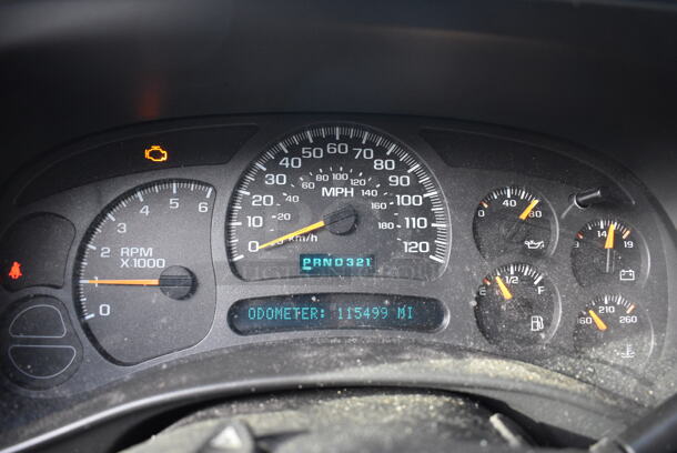 2004 Chevrolet Silverado 1500 w/ Extended Cab and Reefer Trailer Attachment; 1 Cold Compartment and 3 Hot Compartments. VIN 1GCEC19V04E303712. Odometer Reads 115,499. Vehicle Runs and Drives! Title Is Free and Clear. See Lot 2 For Additional Pictures! - Image 3 of 12