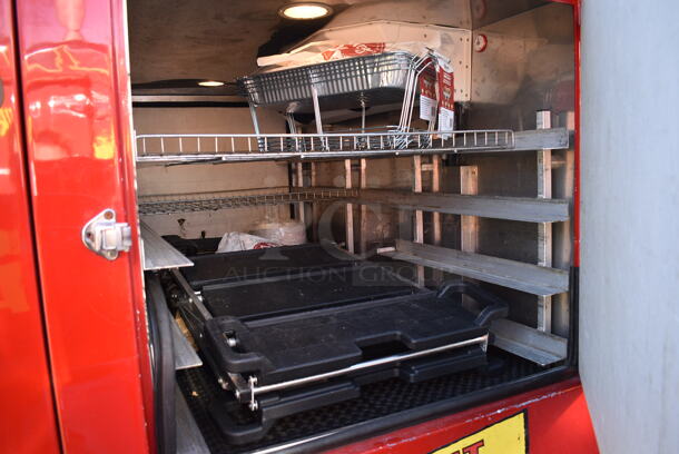 2006 Chevrolet Silverado 1500 w/ Reefer Trailer Attachment; 2 Cold Compartments and 2 Hot Compartments. VIN 3GCEC14X36G155656. Odometer Reads 101,520. Vehicle Runs and Drives! Title Is Free and Clear. See Lot 6 For Additional Pictures! - Image 8 of 12